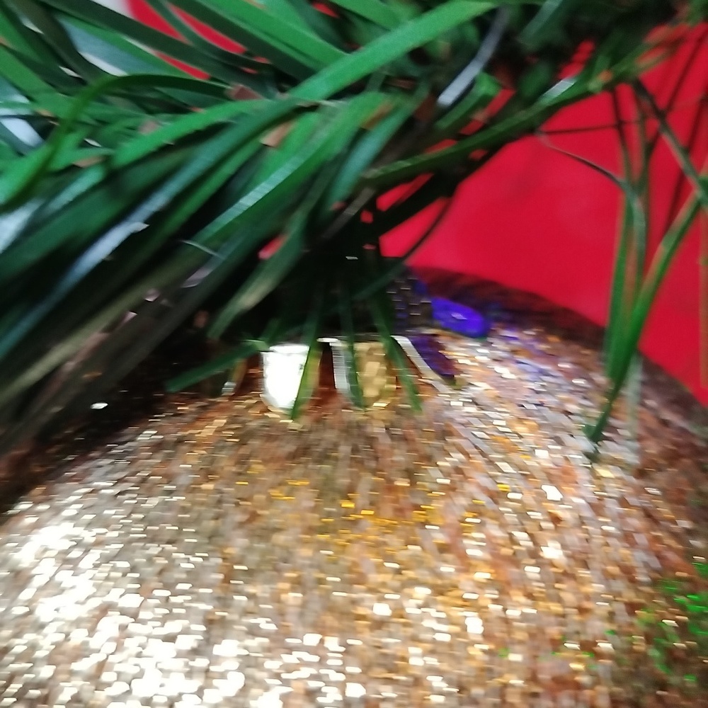 Golden Balls Three Ornaments - Picture 6 of 9
